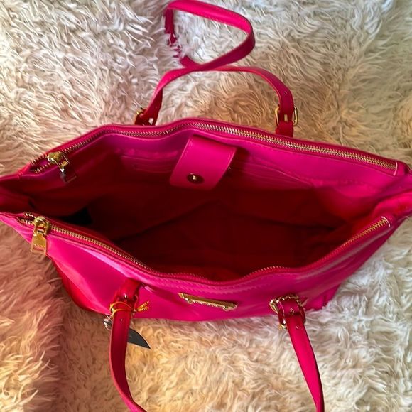 NWT Bebe Hot Barbie pink Tote Handbag - Picture 6 of 13